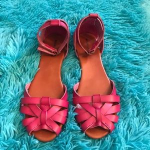 Mossimo Supply Co. hot pink sandals 8 EUC